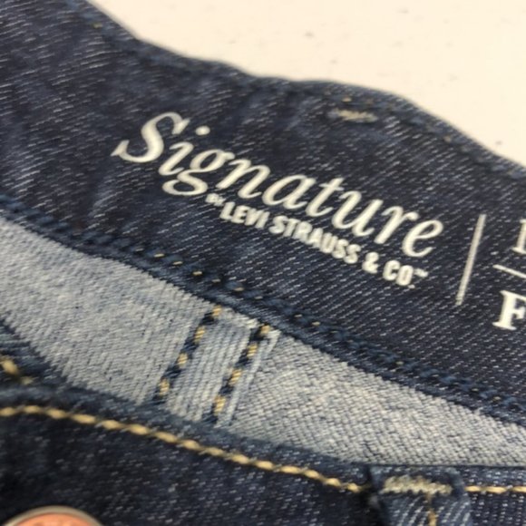 LIKE NEW LEVI SIGNATURE MODERN SKINNY JEANS 6/28x30 ⭐ - Picture 2 of 12